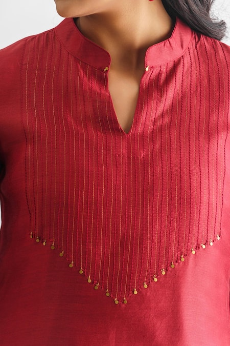 Mushio Maroon Chanderi , Satin, , Sindoori Thread Kurta And Pant Set at Aza Fashions Mushio_Maroon Chanderi , Satin, , Sindoori Thread Kurta And Pant Set _at_Aza_Fashions