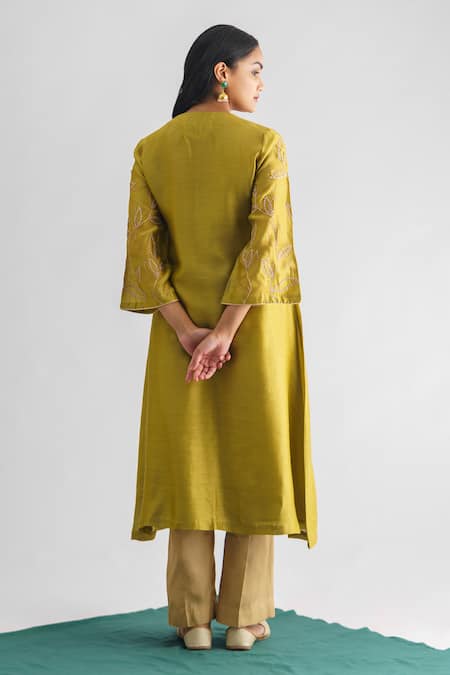 Shop Mushio Green Tissue, Cotton Satin, Cotton, Silk Malini Embellished Kurta And Pant Set at Aza Fashions Shop_Mushio_Green Tissue, Cotton Satin, Cotton, Silk Malini Embellished Kurta And Pant Set _at_Aza_Fashions