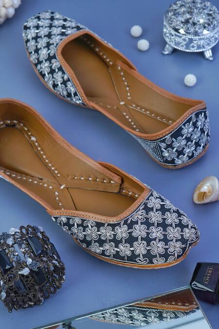 Cilwana Studio_Blue Floral And Cutdana Embroidered Juttis _Online_at_Aza_Fashions