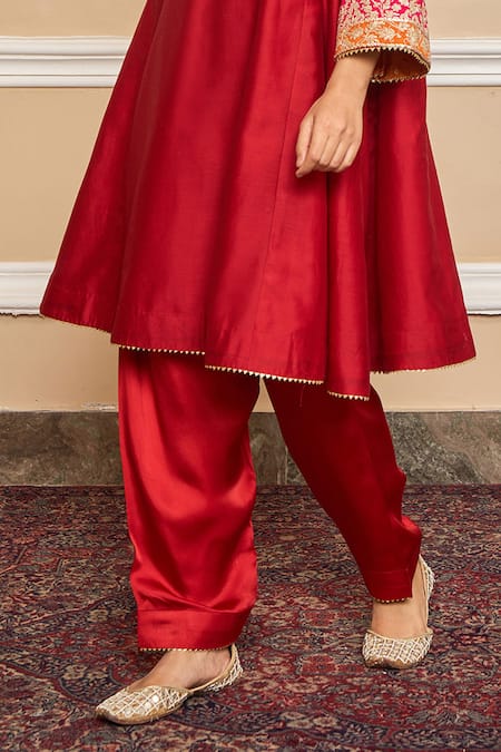 Sheetal Batra_Red Silk, Chanderi, Bamboo, Satin Gota Mehrish Applique Choga And Salwar Set _Online_at_Aza_Fashions