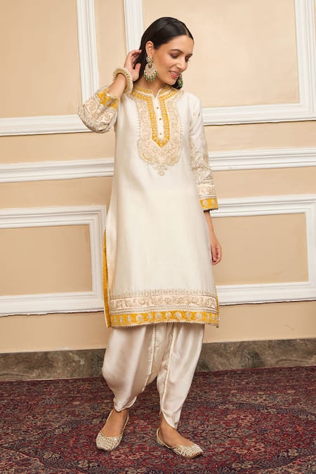 Sheetal Batra Ivory Kurta Silk Chanderi Embroidery Kashmiri Myreen Short And Dhoti Pant Set