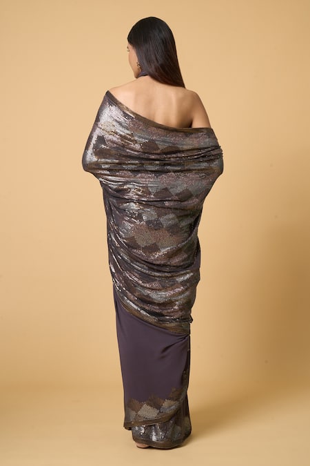 Nakul Sen Diamond Pattern Sequin Saree With Unstitched Blouse Piece 