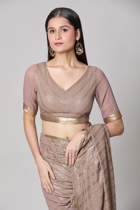 Buy_Nakul Sen_Beige Silk Sequins, Cut Work V-neck Striped Metallic Saree With Blouse 