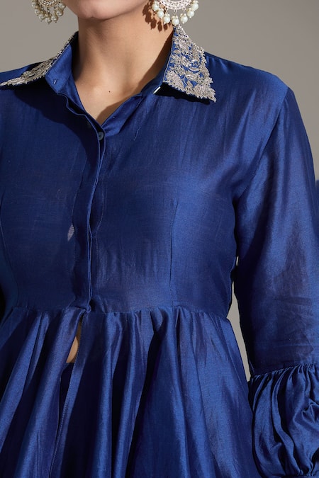 Jayanti Reddy_Blue Embroidered Floral Collar Peplum Top _at_Aza_Fashions