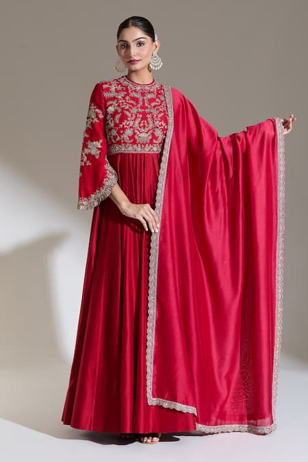 JAYANTI REDDY Red Embroidered Scalloped Dab Border Dupatta 