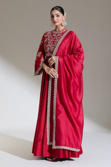Shop_Jayanti Reddy_Red Embroidered Scalloped Dab Border Dupatta _at_Aza_Fashions