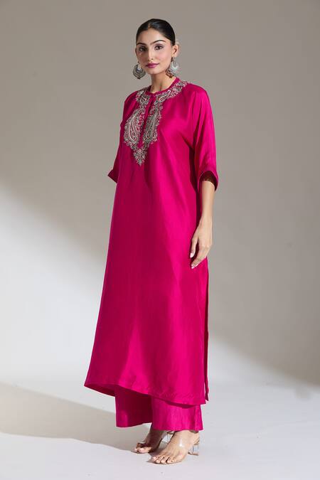 Buy Jayanti Reddy Pink Embroidery Round Neck Paisley Yoke Kaftan Kurta Online at Aza Fashions Buy_Jayanti Reddy_Pink Embroidery Round Neck Paisley Yoke Kaftan Kurta _Online_at_Aza_Fashions