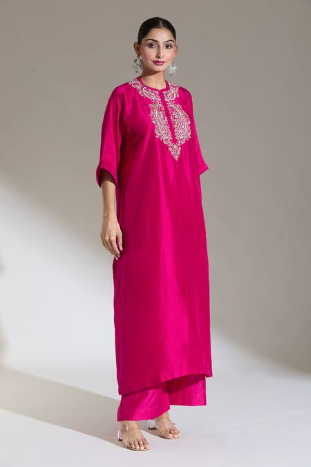 Shop Jayanti Reddy Pink Embroidery Round Neck Paisley Yoke Kaftan Kurta Online at Aza Fashions Shop_Jayanti Reddy_Pink Embroidery Round Neck Paisley Yoke Kaftan Kurta _Online_at_Aza_Fashions