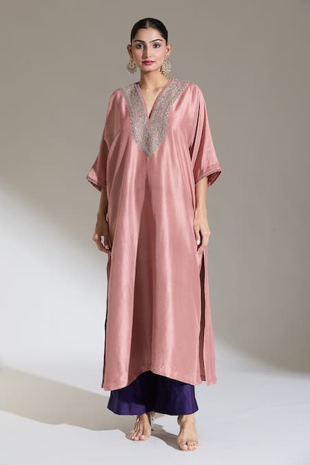 JAYANTI REDDY Rose Embroidered Neck Kaftan Kurta 