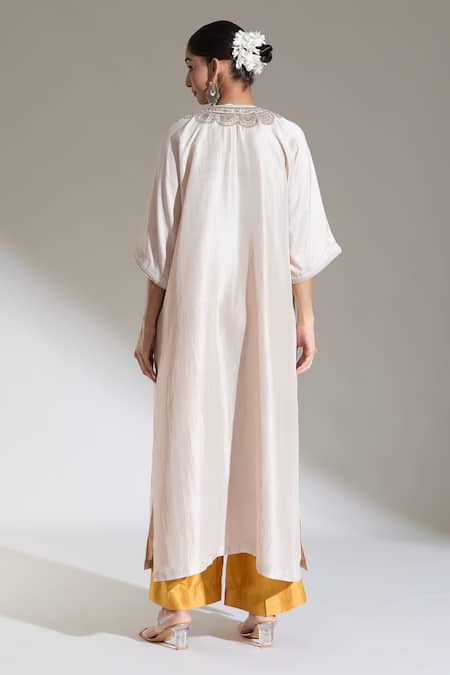 Jayanti Reddy Noor Embroidered Neckline Kaftan Kurta