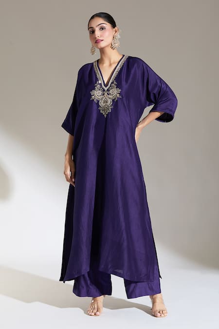 Buy Jayanti Reddy Purple Sequins V-neck Zardozi Embroidered Yoke Kaftan Online at Aza Fashions Buy_Jayanti Reddy_Purple Sequins V-neck Zardozi Embroidered Yoke Kaftan _Online_at_Aza_Fashions