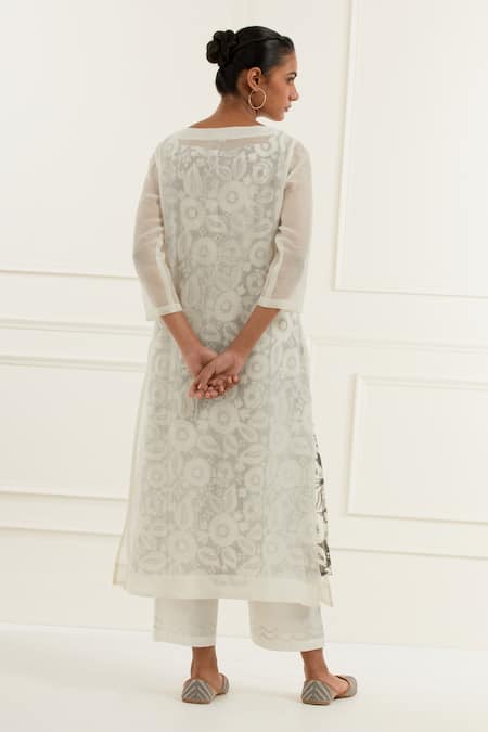 Kamaltaas Blossom Motif Pittan Embroidered Kurta Pant Set 