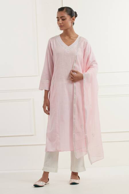 Kamaltaas_Pink Cotton Pearls, Embroidery V-neck Floral Pittan Kurta With Pant _at_Aza_Fashions