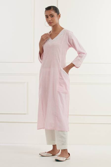 Buy_Kamaltaas_Pink Cotton Pearls, Embroidery V-neck Floral Pittan Kurta With Pant 