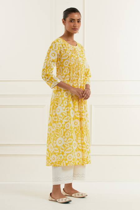 Kamaltaas_Yellow Cotton Embroidery, Piping Blossom Print Pintucked Yoke Kurta With Pant _at_Aza_Fashions