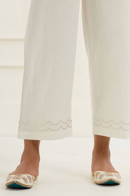 Buy_Kamaltaas_Yellow Cotton Embroidery, Piping Blossom Print Pintucked Yoke Kurta With Pant 