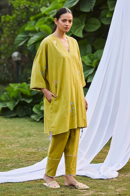 Buy BO Tree Green Cotton Slub Embroidered Floral Motif V Sunlit Soiree Kaftan And Pant Set Buy_BO Tree_Green Cotton Slub Embroidered Floral Motif V Sunlit Soiree Kaftan And Pant Set