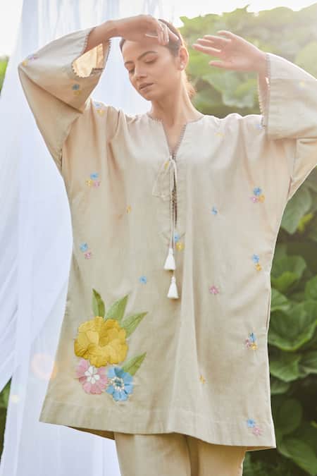 Buy BO Tree Beige Cotton Slub Embroidered Floral Motif V Meadow Dream Kaftan And Pant Set Online at Aza Fashions Buy_BO Tree_Beige Cotton Slub Embroidered Floral Motif V Meadow Dream Kaftan And Pant Set _Online_at_Aza_Fashions
