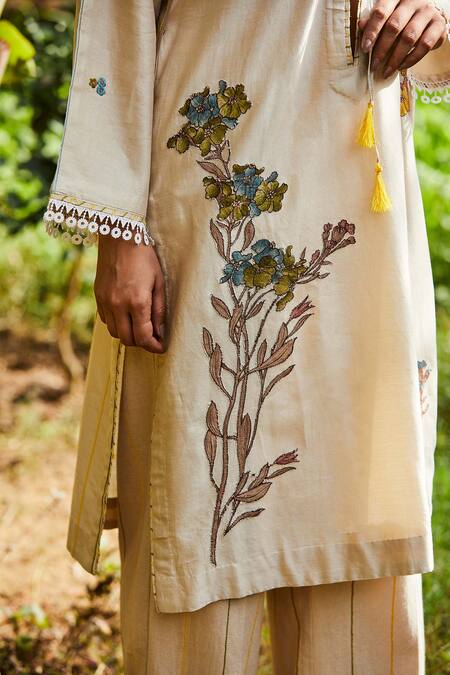 Buy BO Tree Beige Chanderi Embroidery Split V-neck Breezy Blossom Kurta And Pant Set Online at Aza Fashions Buy_BO Tree_Beige Chanderi Embroidery Split V-neck Breezy Blossom Kurta And Pant Set _Online_at_Aza_Fashions
