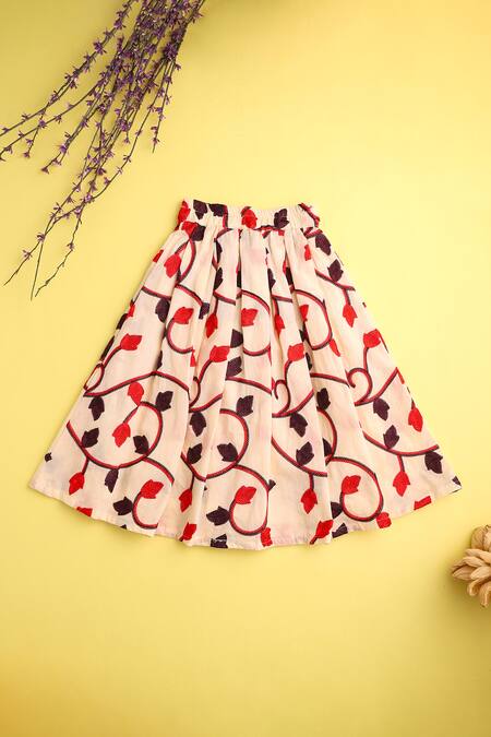 Shop_Cute Couture_Beige Lehenga And Top Cotton Embroidered Thread Leaf Vine Set 