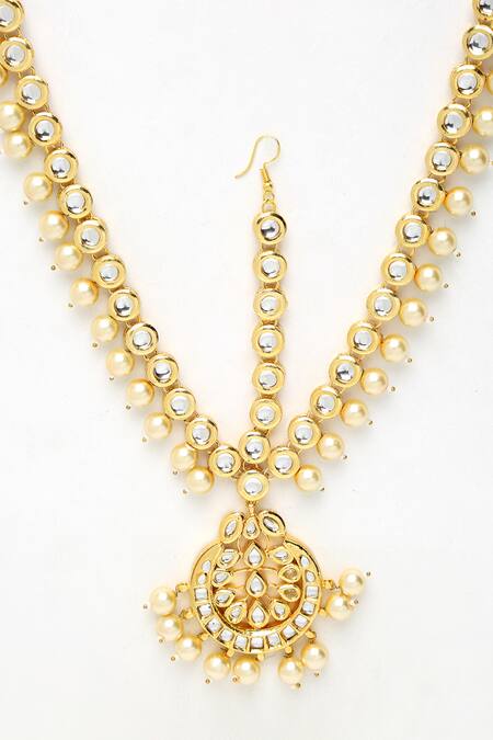 Buy Ruby Raang Gold Plated Kundan Embellished Mathapatti Online at Aza Fashions Buy_Ruby Raang_Gold Plated Kundan Embellished Mathapatti _Online_at_Aza_Fashions