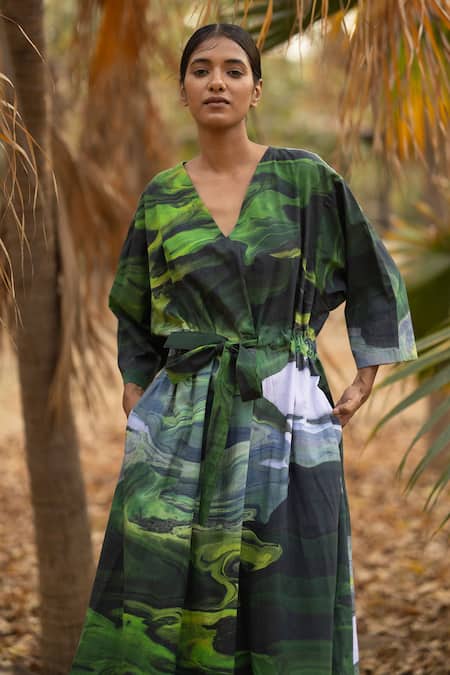 Buy_Doodlage_Green Upcycled Cotton Printed Scenic V Neck Midi Dress 