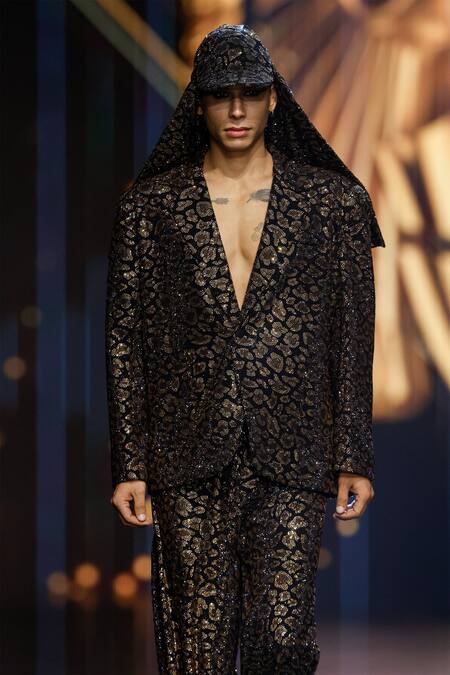 Shop Itrh Black Crepe Crystals, Embroidery Boxy Chic Embellished Jacket With Pant Online at Aza Fashions Shop_Itrh_Black Crepe Crystals, Embroidery Boxy Chic Embellished Jacket With Pant _Online_at_Aza_Fashions