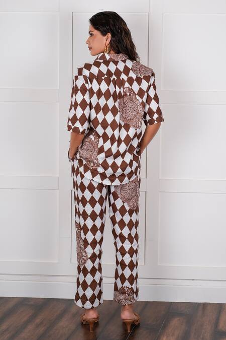Shop_Nassh_Brown Linen Embroidery Collared Checkered Print Shirt With Pant_at_Aza_Fashions
