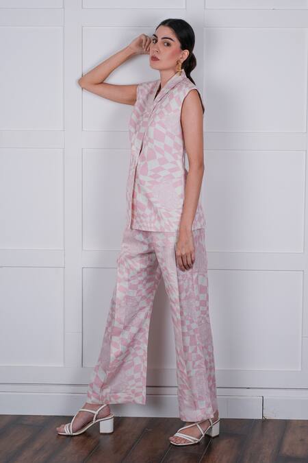 Buy Nassh Pink Linen Zig-zag Print Blazer With Bell Bottom Pant Online at Aza Fashions Buy_Nassh_Pink Linen Zig-zag Print Blazer With Bell Bottom Pant_Online_at_Aza_Fashions