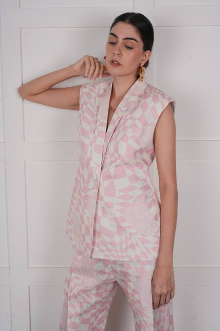 Shop Nassh Pink Linen Zig-zag Print Blazer With Bell Bottom Pant Online at Aza Fashions Shop_Nassh_Pink Linen Zig-zag Print Blazer With Bell Bottom Pant_Online_at_Aza_Fashions