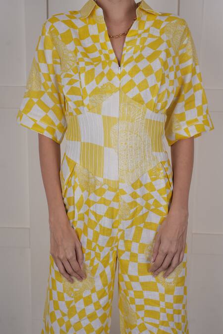 Buy Nassh Yellow Linen Mandarin Collar Zig-zag Print Jumpsuit Online at Aza Fashions Buy_Nassh_Yellow Linen Mandarin Collar Zig-zag Print Jumpsuit_Online_at_Aza_Fashions