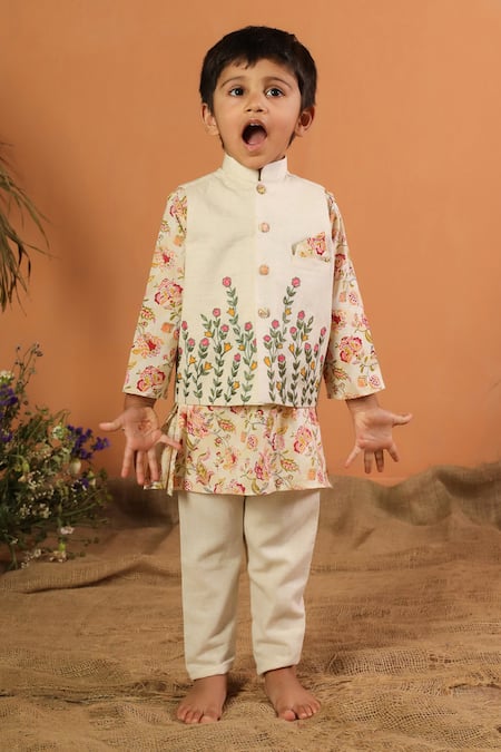 Buy_Cute Couture_Beige Cotton Embroidery Floral Jacket Kurta Set _Online_at_Aza_Fashions