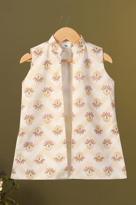 Cute Couture_Beige Cotton Embroidery Floral Pattern Jacket Kurta Set _at_Aza_Fashions