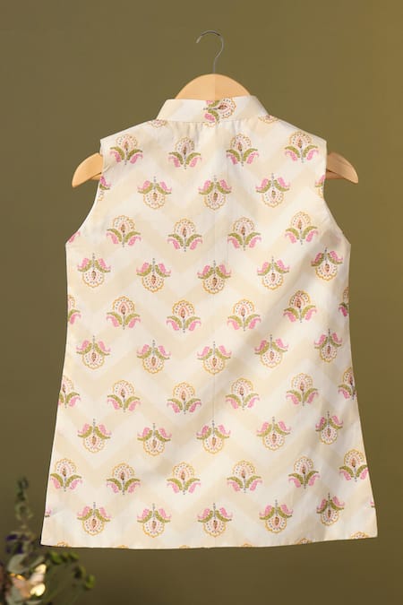 Buy_Cute Couture_Beige Cotton Embroidery Floral Pattern Jacket Kurta Set 