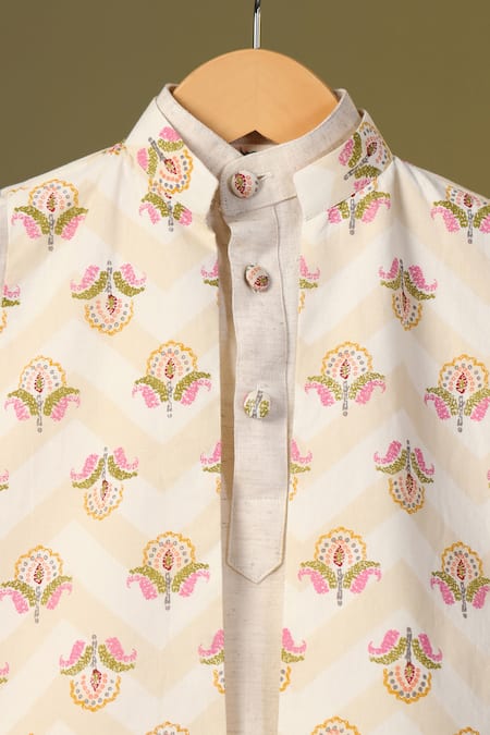 Shop_Cute Couture_Beige Cotton Embroidery Floral Pattern Jacket Kurta Set 