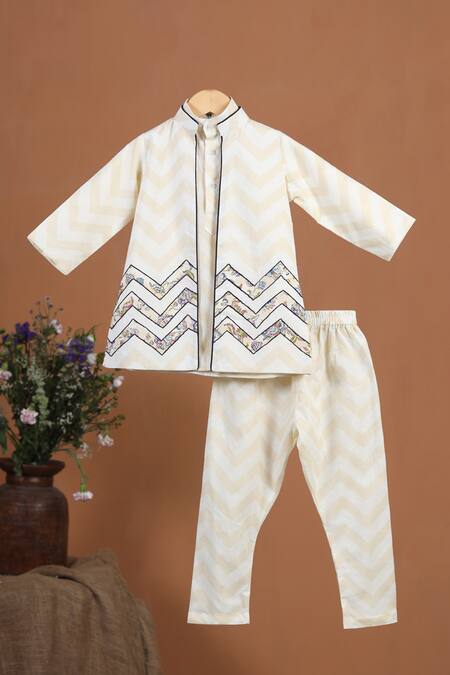 Cute Couture Beige Cotton Embroidered Floral Applique Chevron Work Jacket Kurta Set Online at Aza Fashions Cute Couture_Beige Cotton Embroidered Floral Applique Chevron Work Jacket Kurta Set _Online_at_Aza_Fashions
