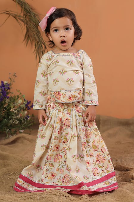 CUTE COUTURE Pink Cotton Printed Floral Panelled Skirt And Top Set 