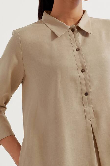 The Indian Cause_Beige Cotton Collared Victoria Plain Kurta With Pant _at_Aza_Fashions