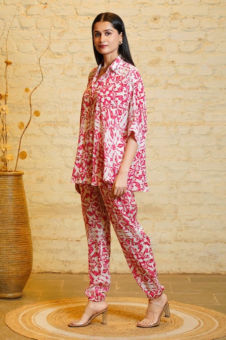 Sajeda A Lehry Pink Silk Crepe Digital Printed Floral Collared Athena Greek Shirt With Pant 