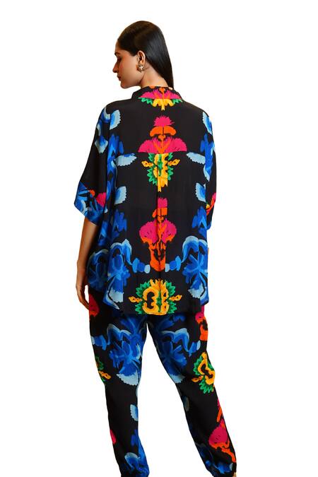 Sajeda A Lehry Black Silk Crepe Digital Printed Floral Collared Athena Hand Shirt With Pant Online at Aza Fashions Sajeda A Lehry_Black Silk Crepe Digital Printed Floral Collared Athena Hand Shirt With Pant_Online_at_Aza_Fashions