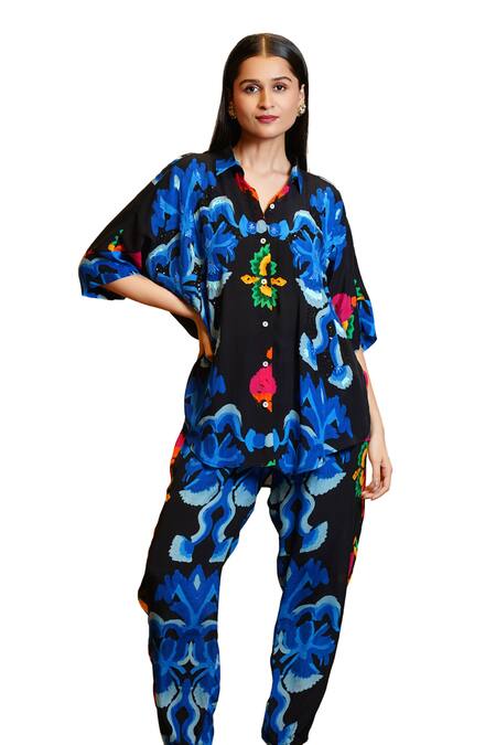 Buy Sajeda A Lehry Black Silk Crepe Digital Printed Floral Collared Athena Hand Shirt With Pant Online at Aza Fashions Buy_Sajeda A Lehry_Black Silk Crepe Digital Printed Floral Collared Athena Hand Shirt With Pant_Online_at_Aza_Fashions
