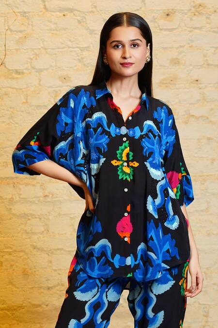Shop Sajeda A Lehry Black Silk Crepe Digital Printed Floral Collared Athena Hand Shirt With Pant Online at Aza Fashions Shop_Sajeda A Lehry_Black Silk Crepe Digital Printed Floral Collared Athena Hand Shirt With Pant_Online_at_Aza_Fashions