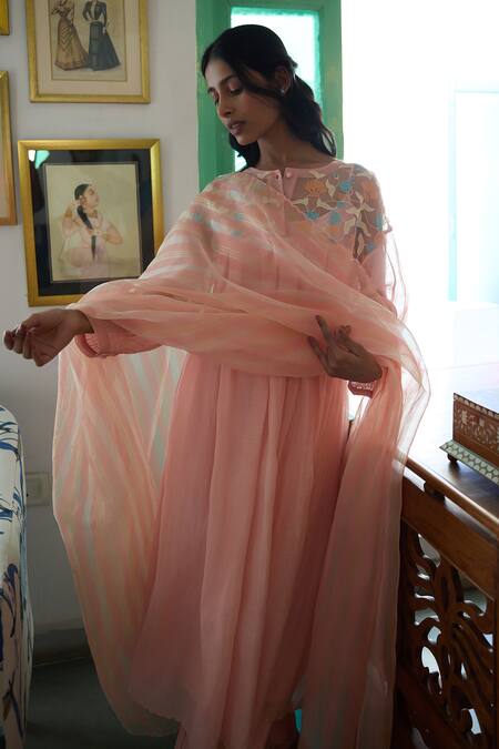 Ayaka Pink Silk Organza Print Dupatta With Scallop Edges Online at Aza Fashions Ayaka_Pink Silk Organza Print Dupatta With Scallop Edges _Online_at_Aza_Fashions