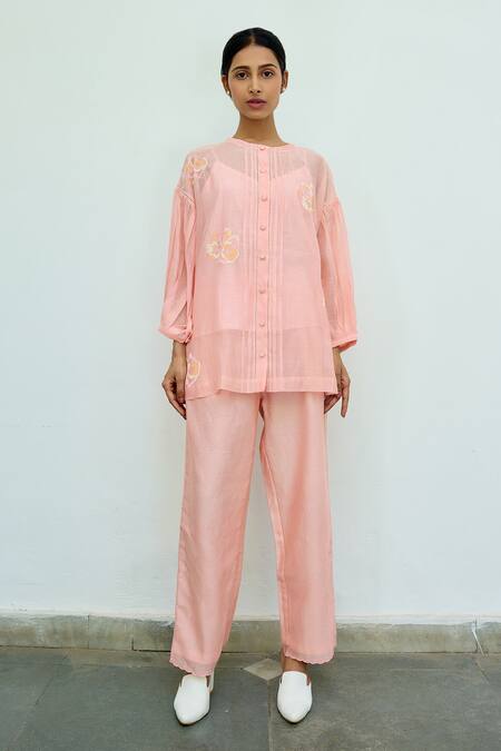 Ayaka Pink Top Mul Chanderi Hand Embroidery Floral Top Round Online at Aza Fashions Ayaka_Pink Top Mul Chanderi Hand Embroidery Floral Top Round _Online_at_Aza_Fashions
