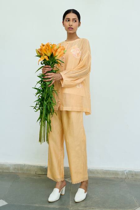 Buy Ayaka Peach Top Mul Chanderi Hand Embroidery Floral Top Round Sheer Online at Aza Fashions Buy_Ayaka_Peach Top Mul Chanderi Hand Embroidery Floral Top Round Sheer _Online_at_Aza_Fashions