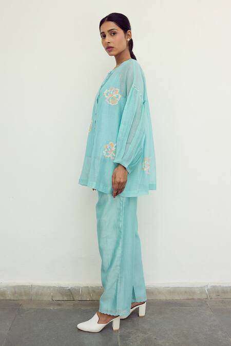 Buy Ayaka Blue Mul Chanderi Hand Embroidery Floral Top Round Sheer Online at Aza Fashions Buy_Ayaka_Blue Mul Chanderi Hand Embroidery Floral Top Round Sheer _Online_at_Aza_Fashions