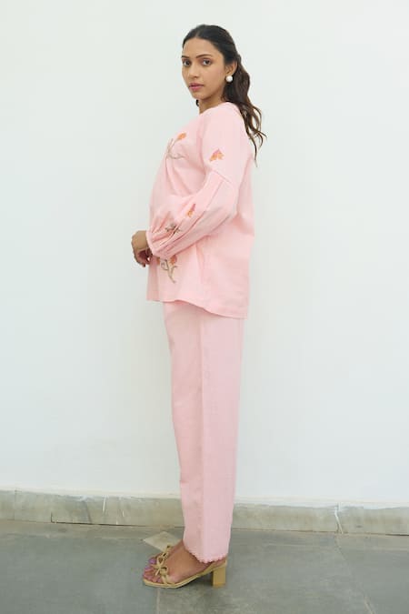 Ayaka Pink Cotton Hand Embroidery Floral Round Top Online at Aza Fashions Ayaka_Pink Cotton Hand Embroidery Floral Round Top _Online_at_Aza_Fashions