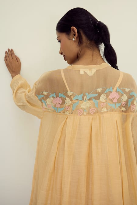 Ayaka Peach Silk Organza Hand Embroidery Floral Top Round Box Pleat Detailed Dress at Aza Fashions Ayaka_Peach Silk Organza Hand Embroidery Floral Top Round Box Pleat Detailed Dress _at_Aza_Fashions