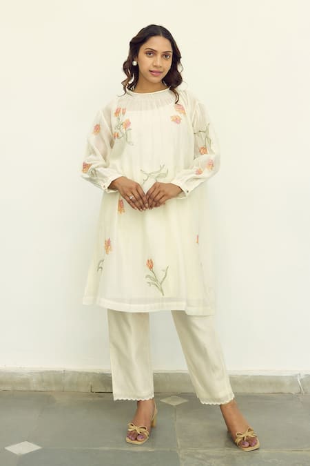 Buy Ayaka Off White Mul Chanderi Hand Embroidery Flower Top Round Tunic Dress Online at Aza Fashions Buy_Ayaka_Off White Mul Chanderi Hand Embroidery Flower Top Round Tunic Dress _Online_at_Aza_Fashions