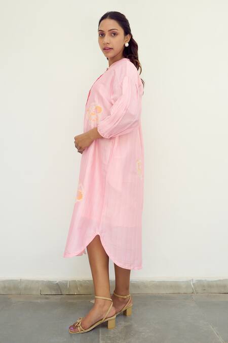 Buy_Ayaka_Pink Chanderi Hand Embroidery Floral Collar Drop Shoulder Tunic Dress 
